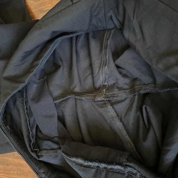 SOFT SURROUNDINGS Flat Front Slim Fit Pull-On Pants Stretch in Black - Picture 7 of 12